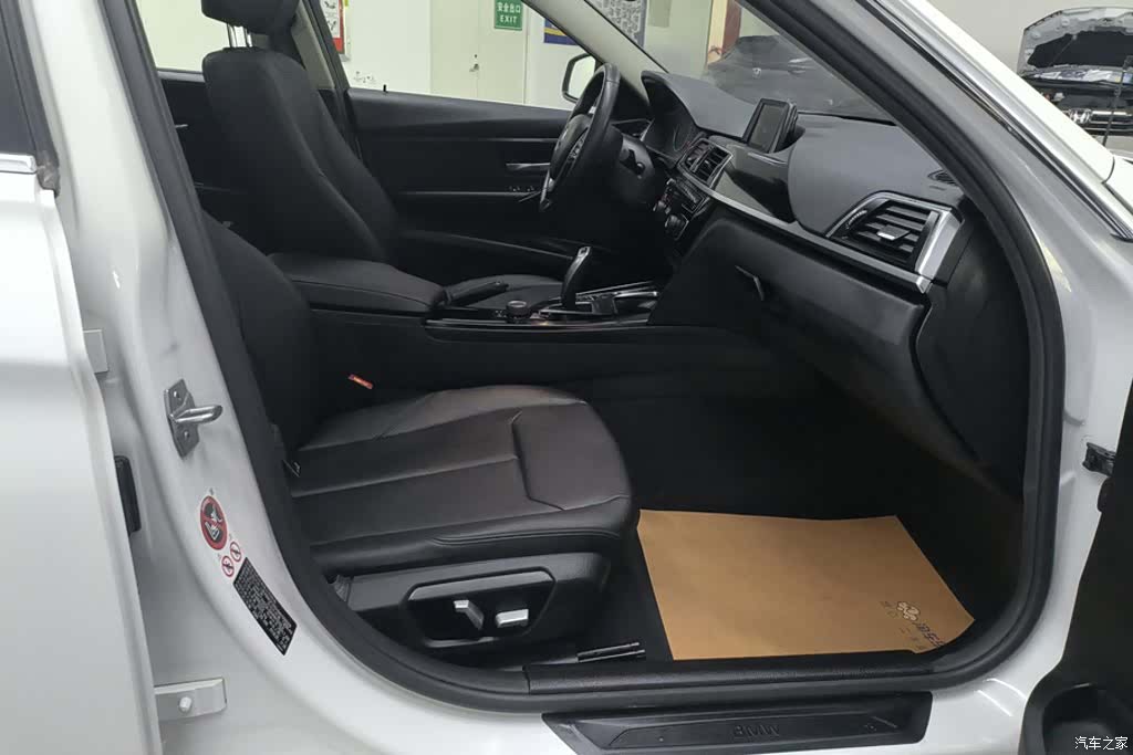 BMW 3 Series, 2017 8
