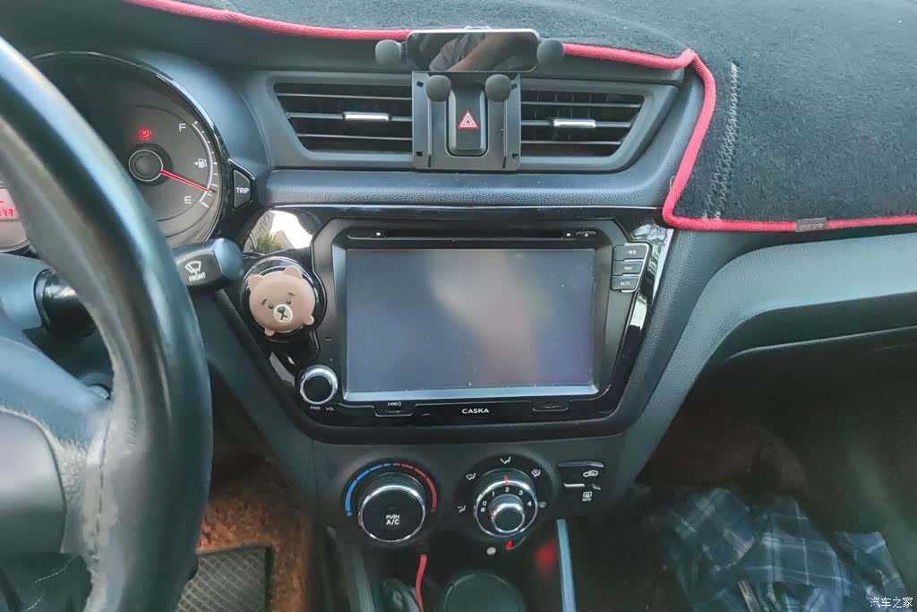 Kia K2, 2013 13