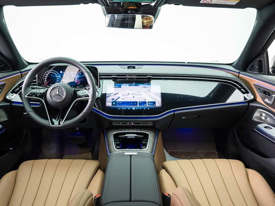Mercedes-Benz E-Class 2025, фото 7