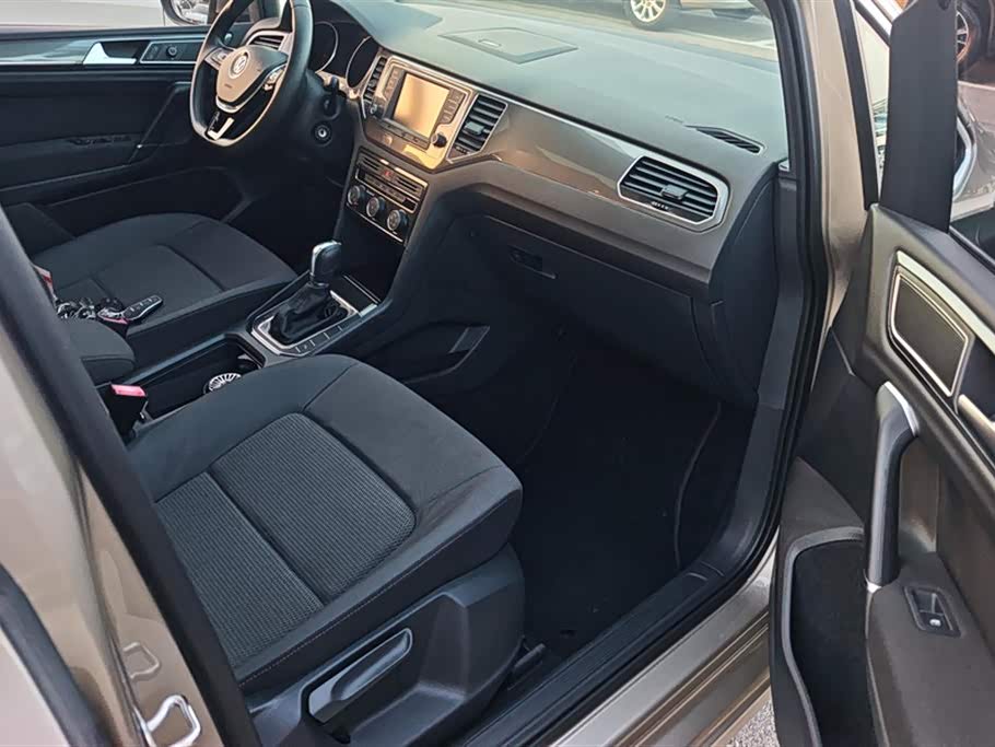 Volkswagen Golf*Jiayu