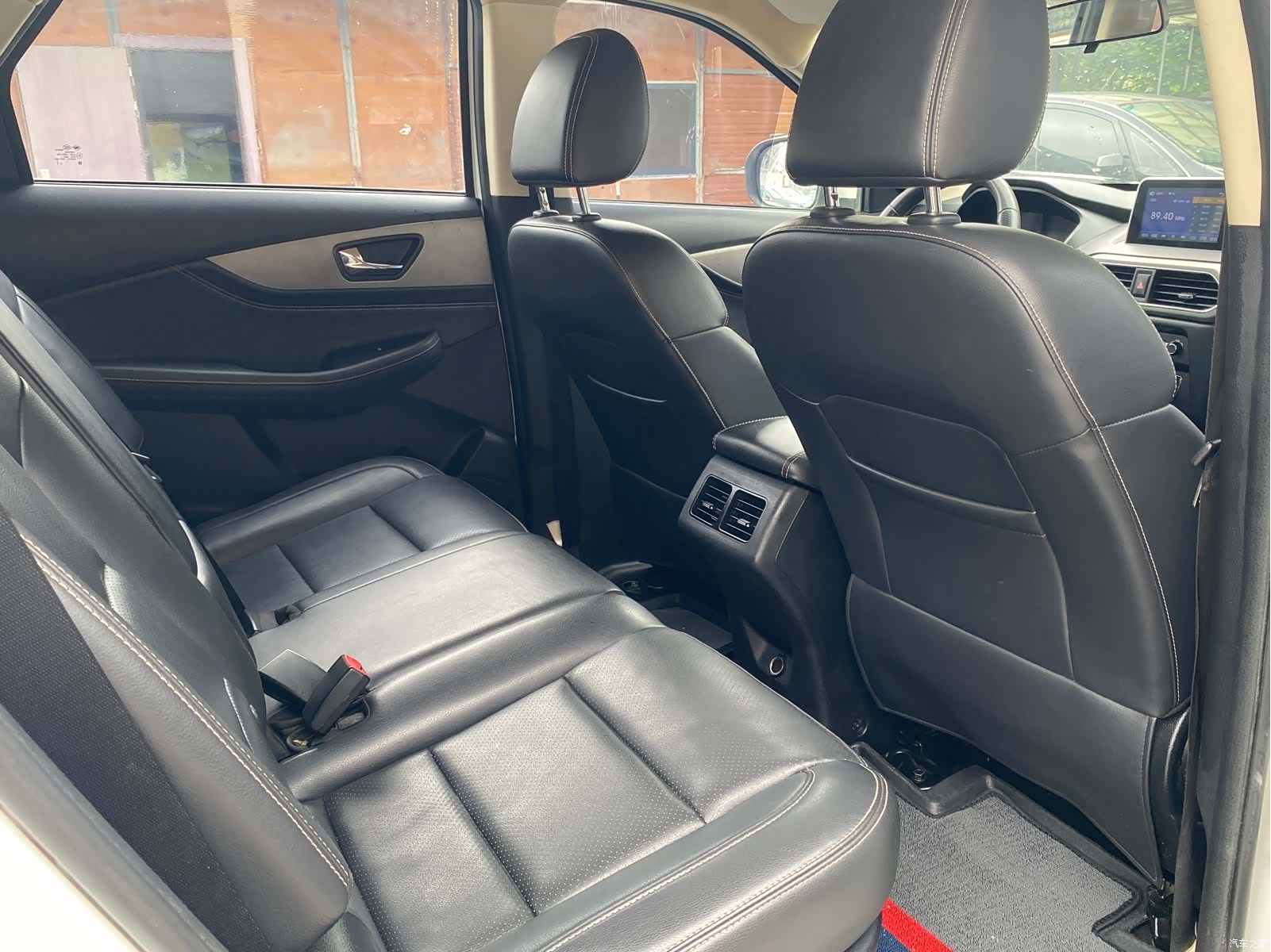 DongFeng S560, 2020 9