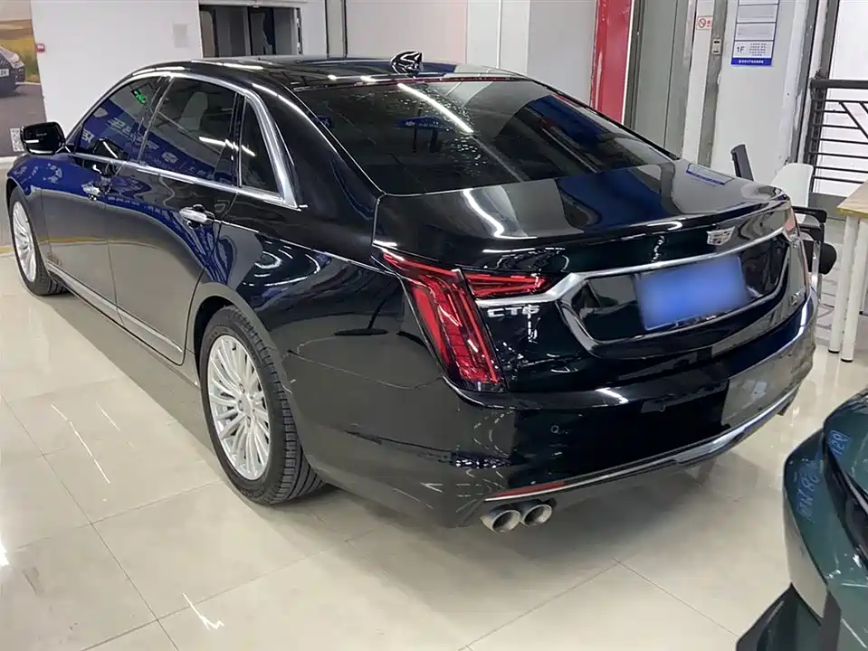 Cadillac CT6