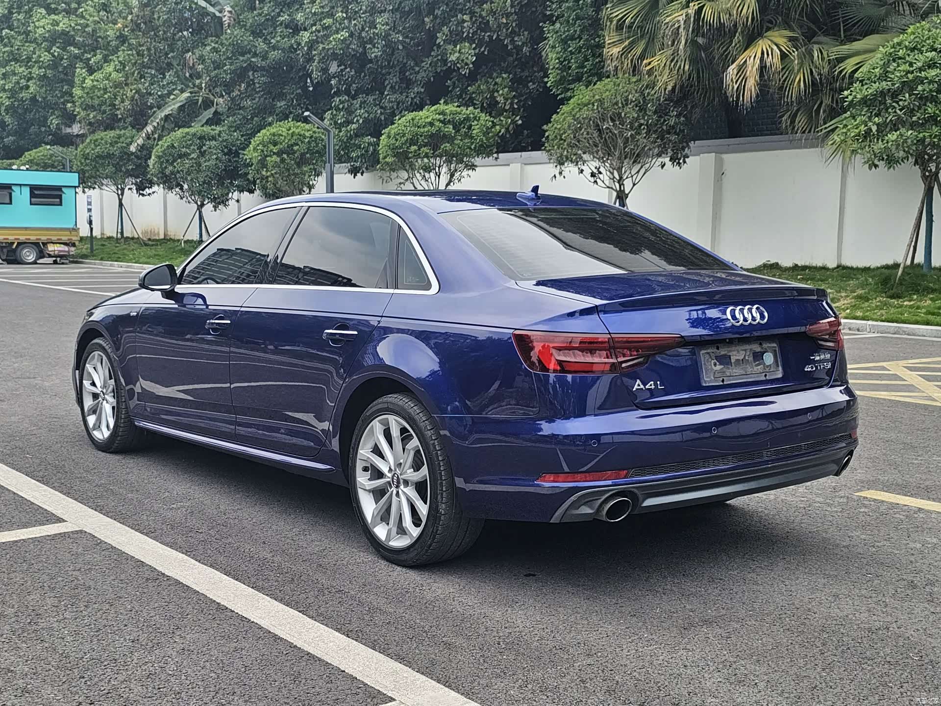 Audi A4L, 2018 8