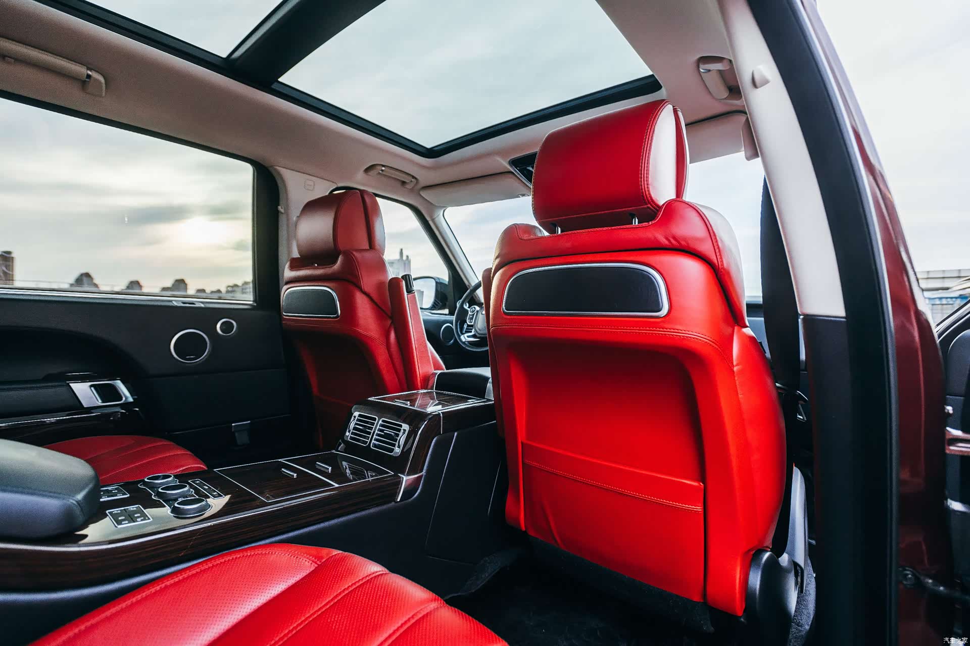 Land Rover Range Rover, 2015 35