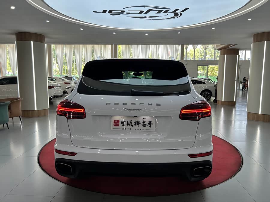 Porsche Cayenne 2016, фото 6