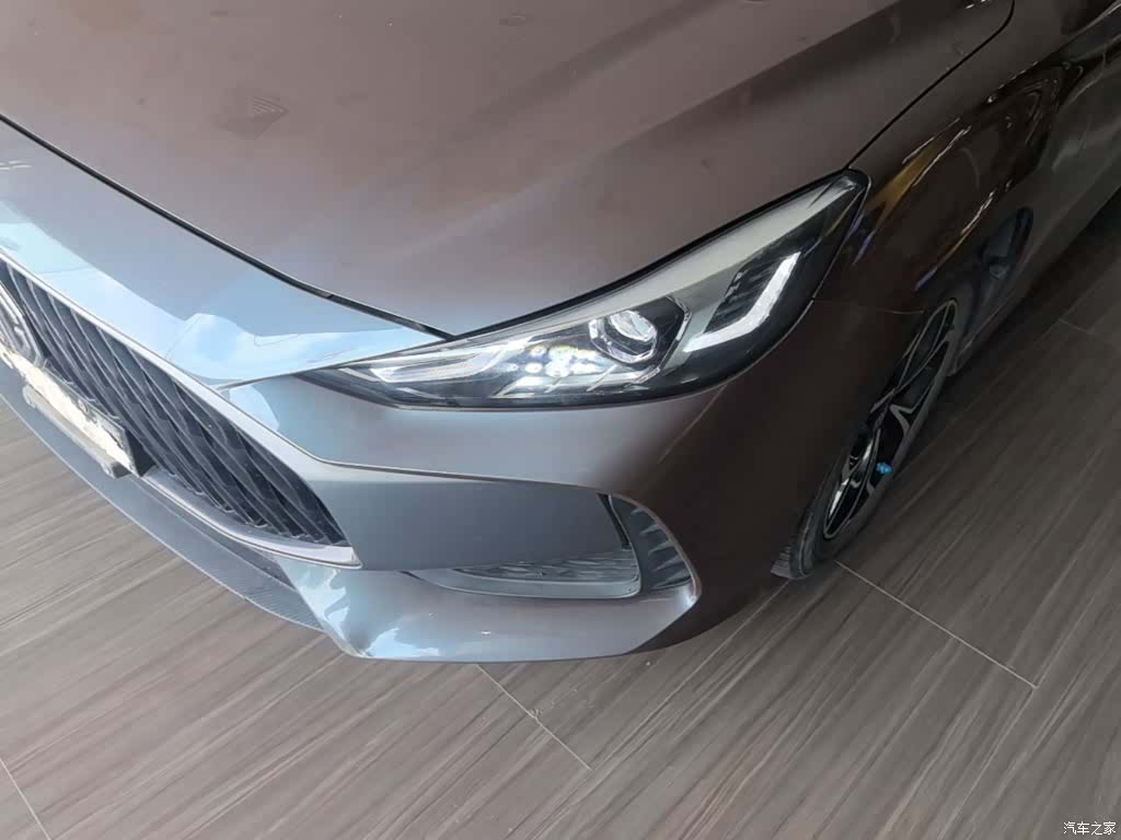 MG MG5, 2023 18