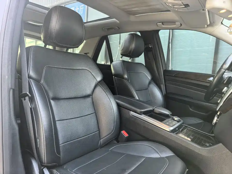 Mercedes-Benz M class