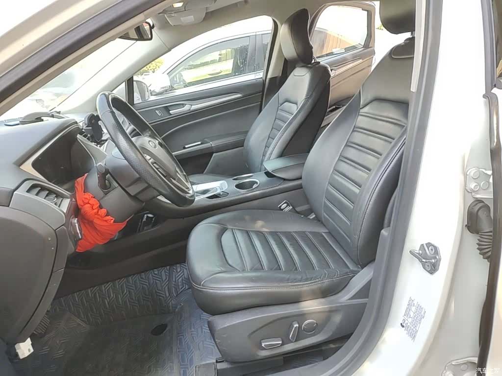 Ford Mondeo, 2015 15