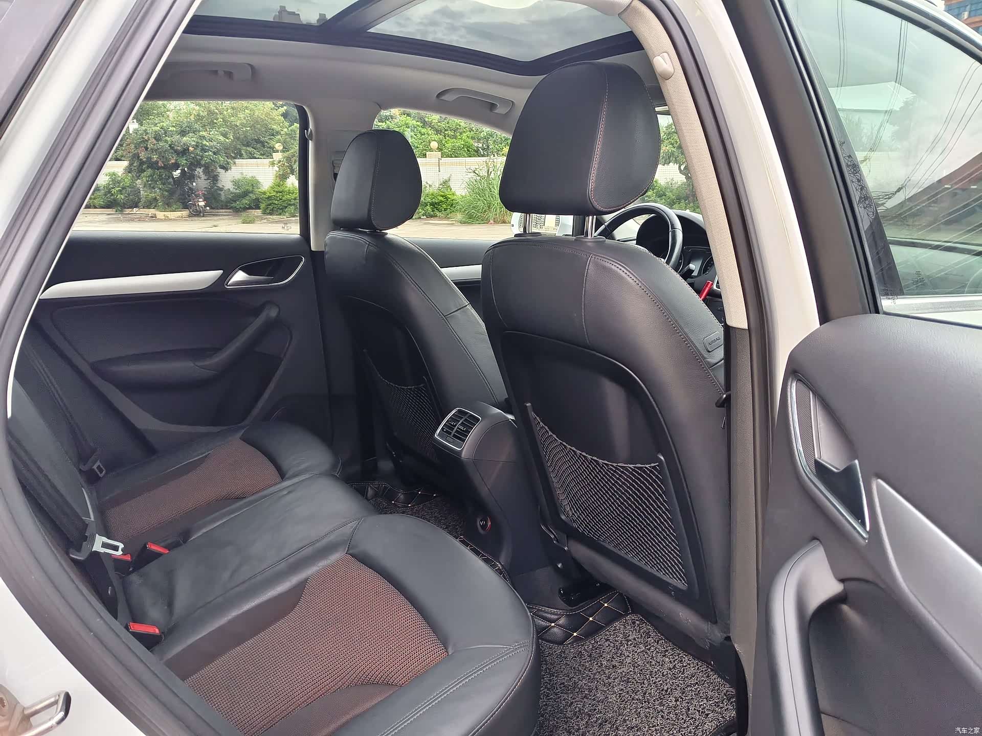Audi Q3, 2017 11
