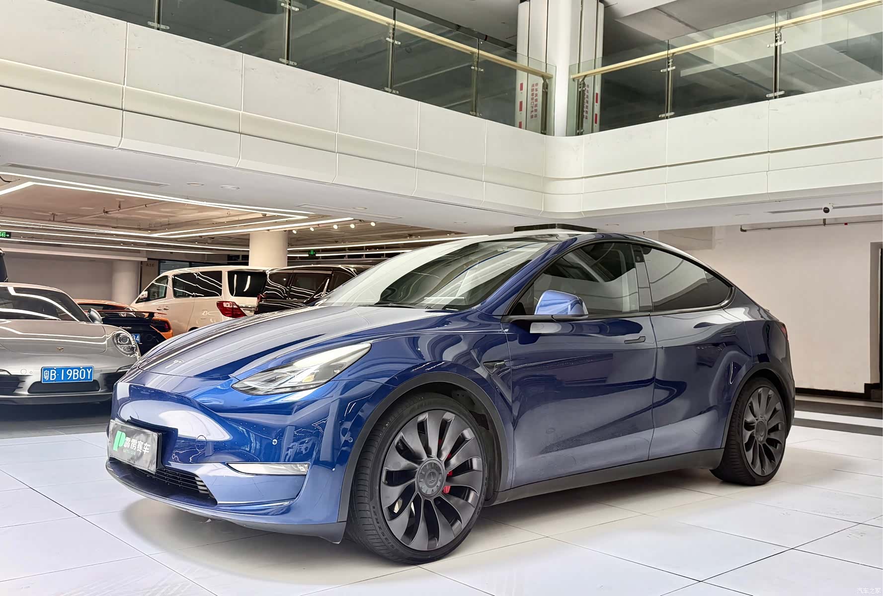 Tesla Model Y, 2021 28
