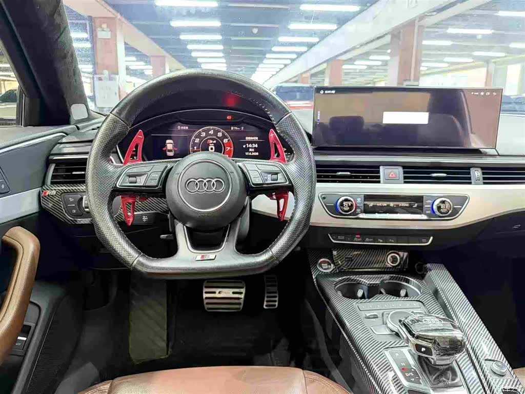 Audi A4L, 2019 10