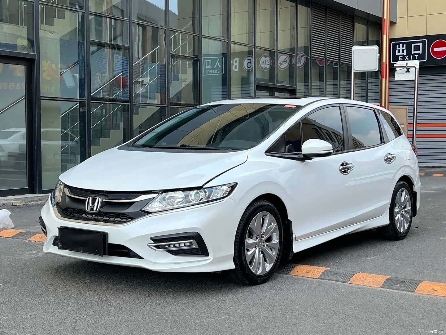 Honda Jade, 2019 1