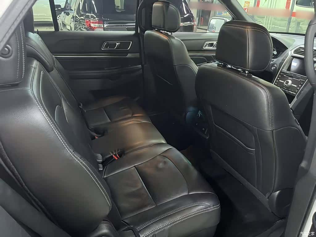 Ford Explorer, 2017 15