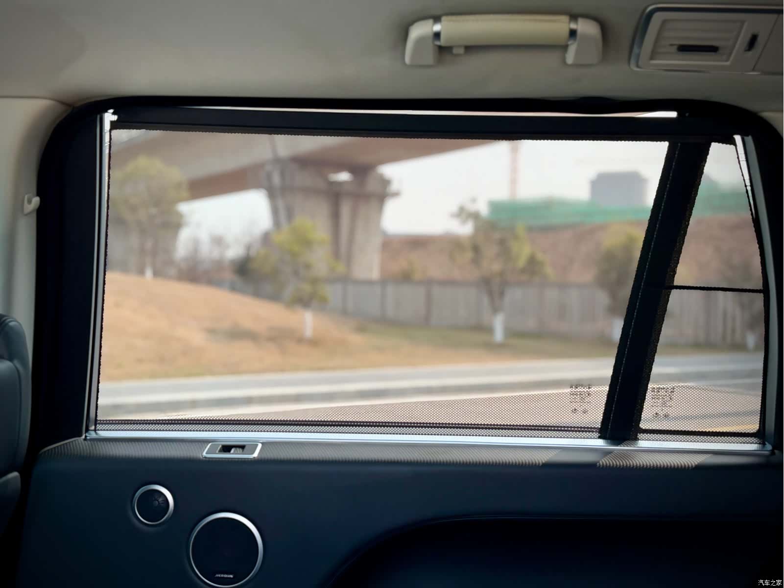 Land Rover Range Rover, 2015 15