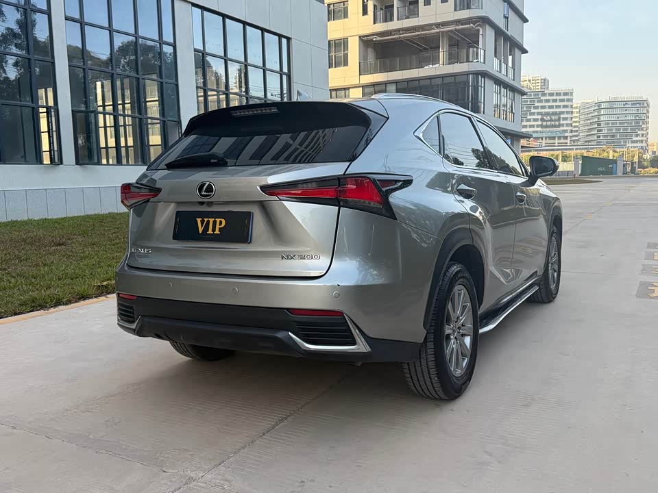 Lexus NX
