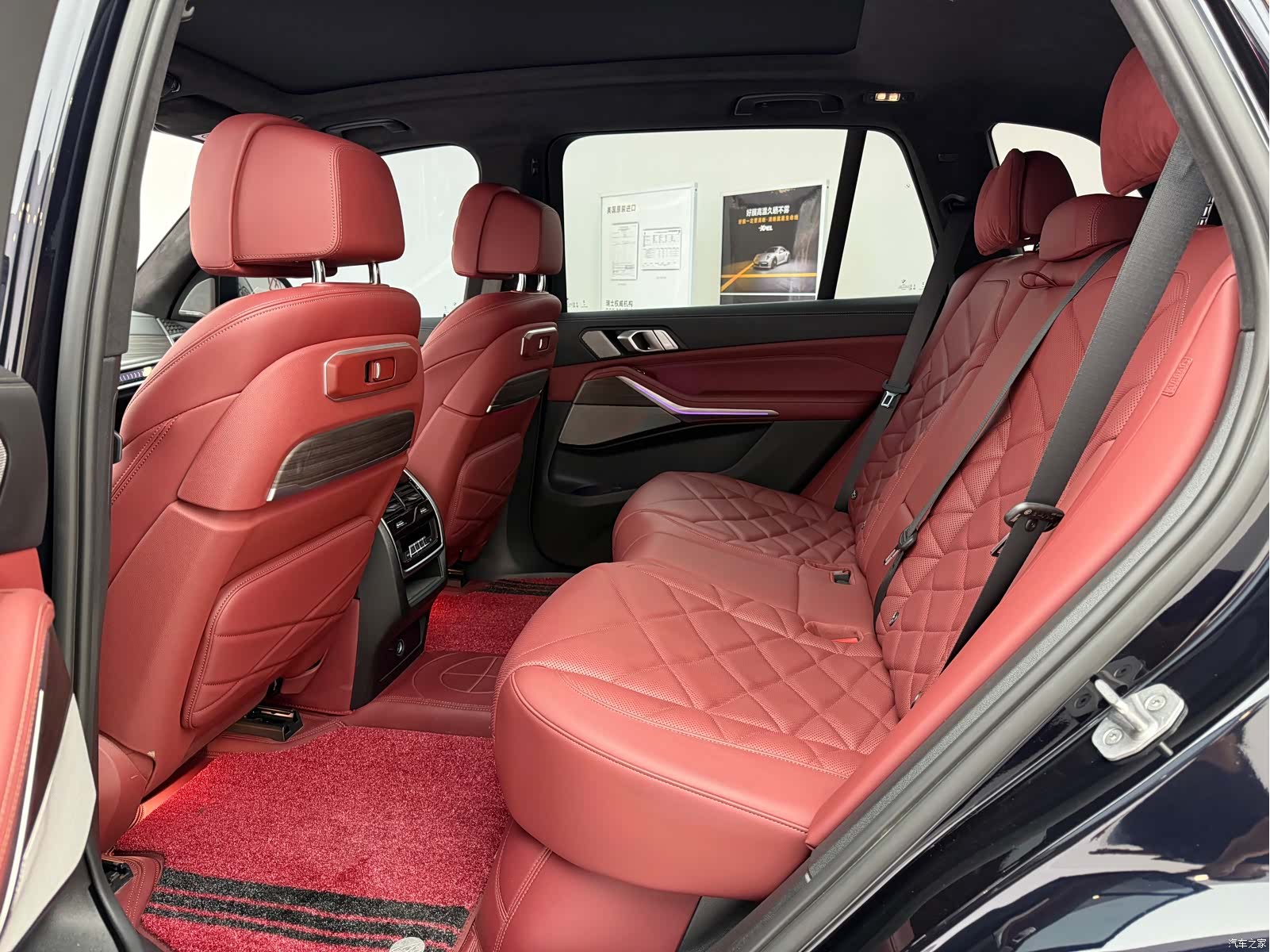 BMW X5, 2025 все фото