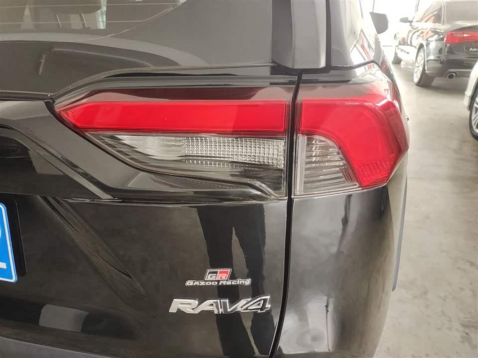 Toyota RAV4 Rongfang