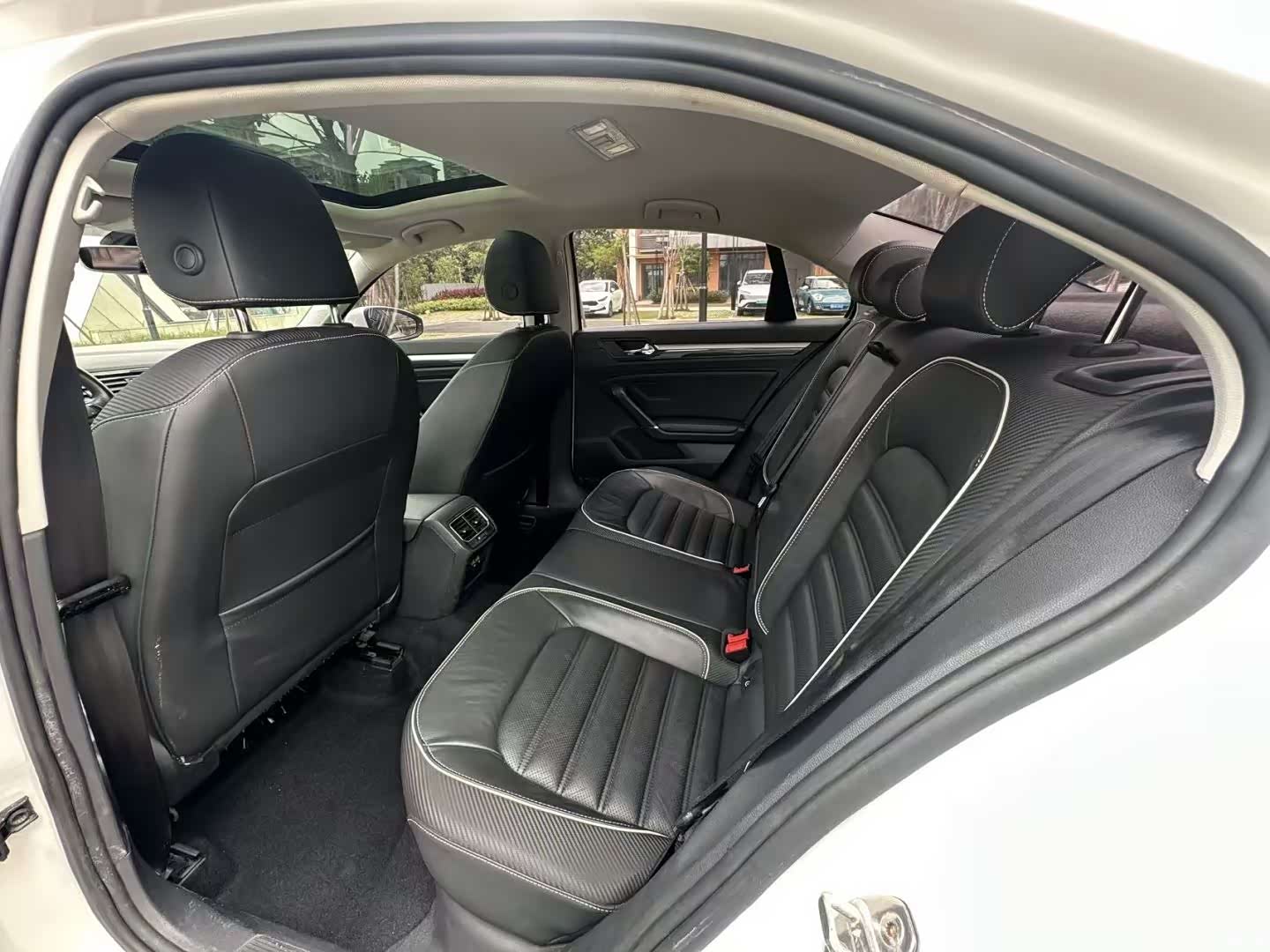 Volkswagen Lamando, 2018 все фото