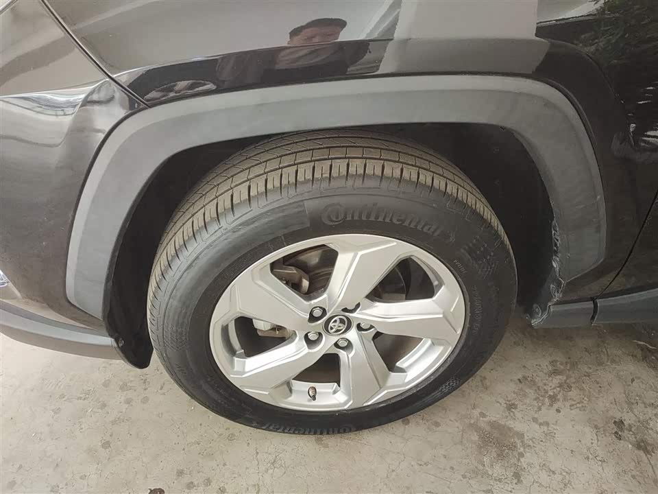 Toyota RAV4 Rongfang