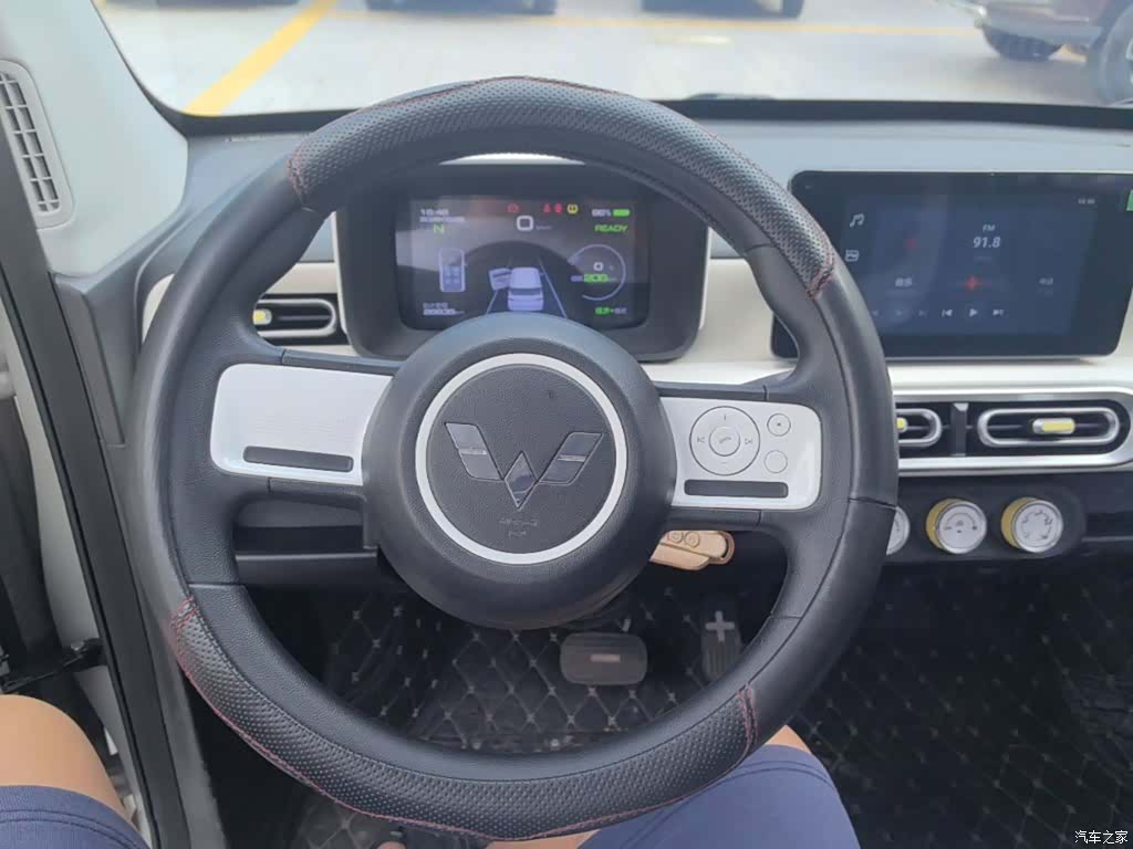 Wuling MINIEV, 2024 11
