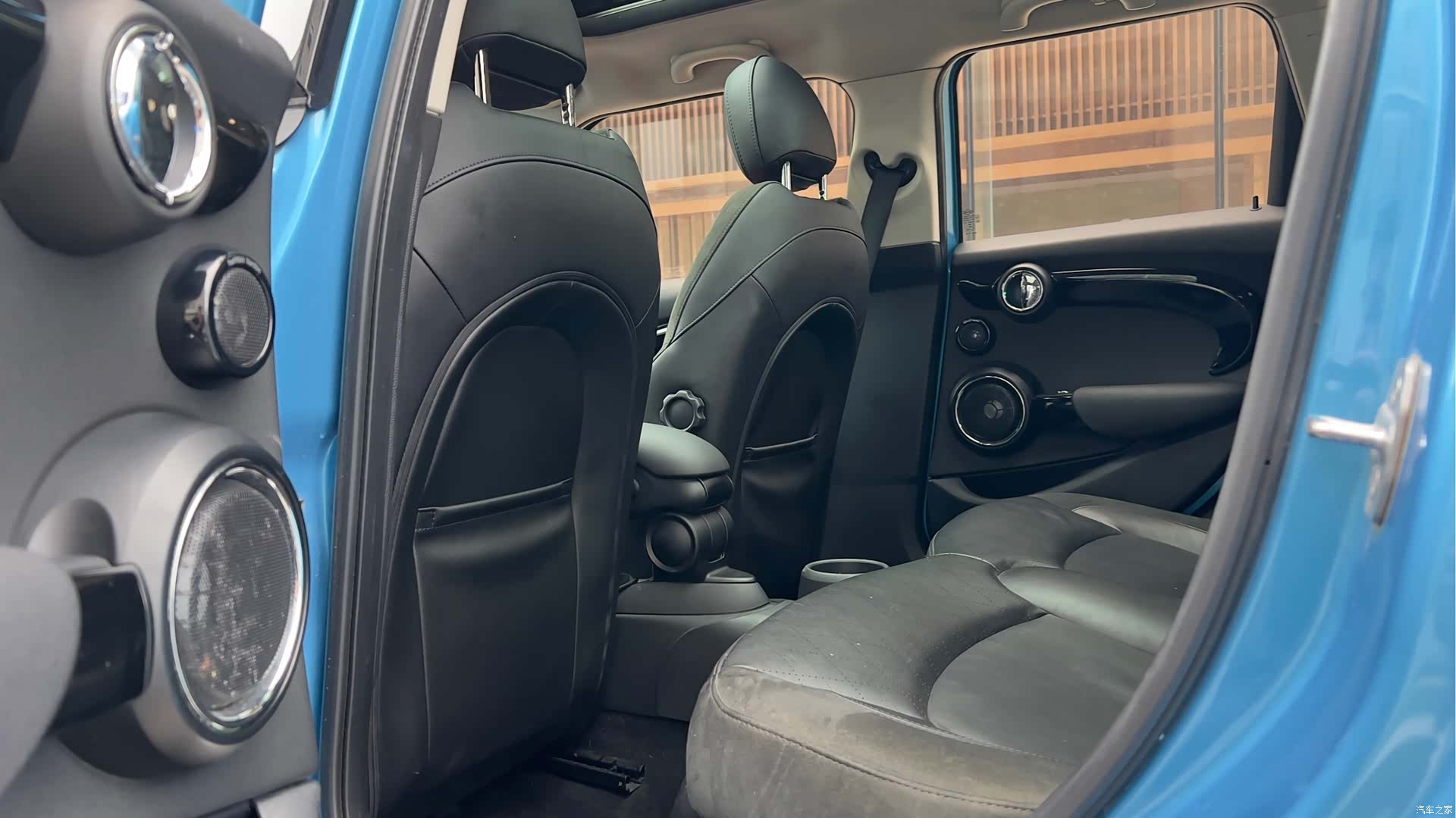 Mini Cooper, 2015 17