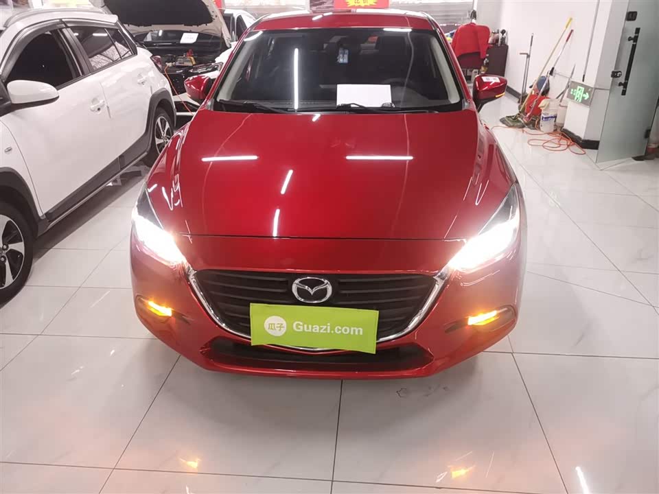 Mazda 3 Angkesaila