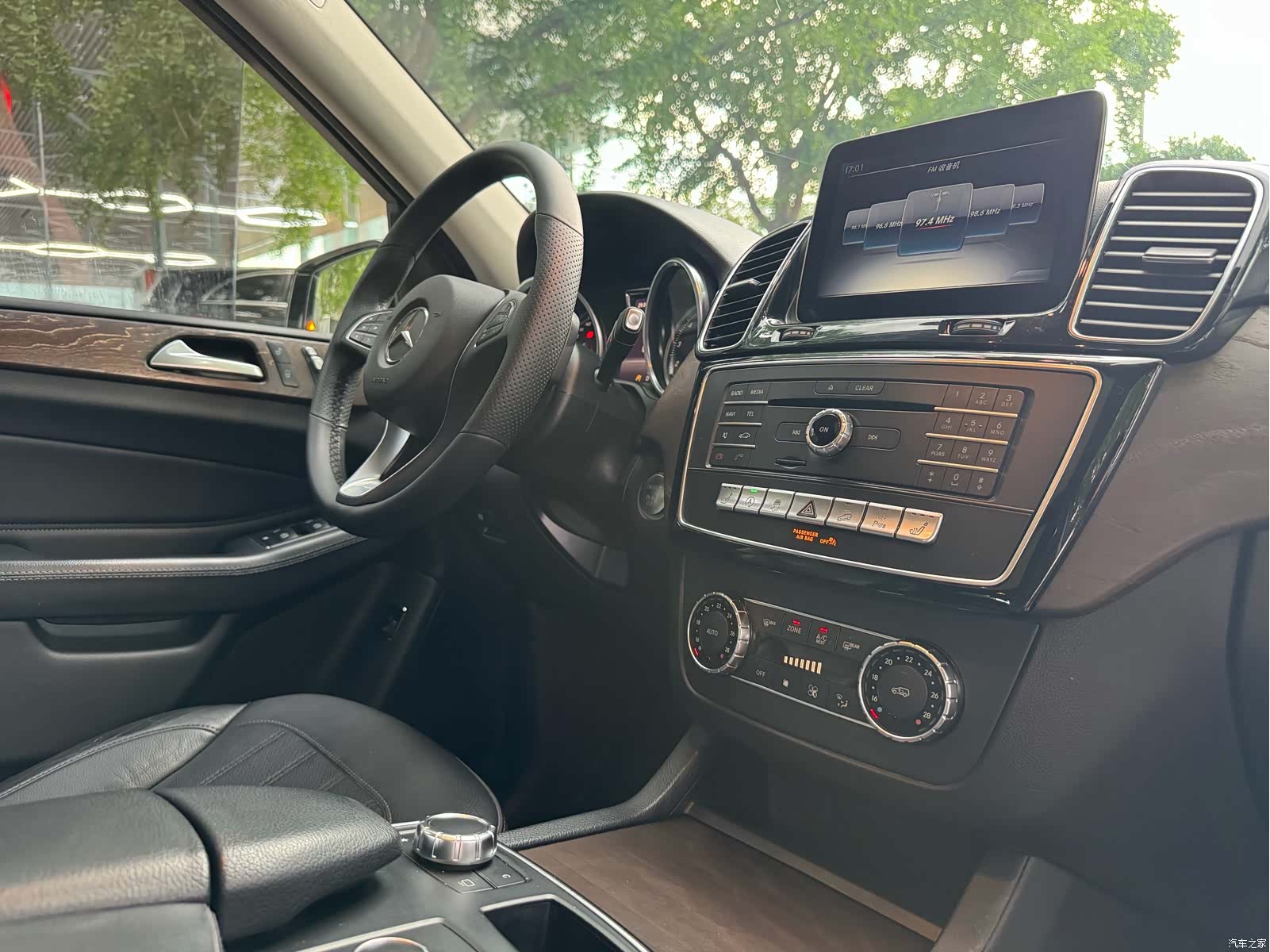 Mercedes-Benz GLE, 2017 16