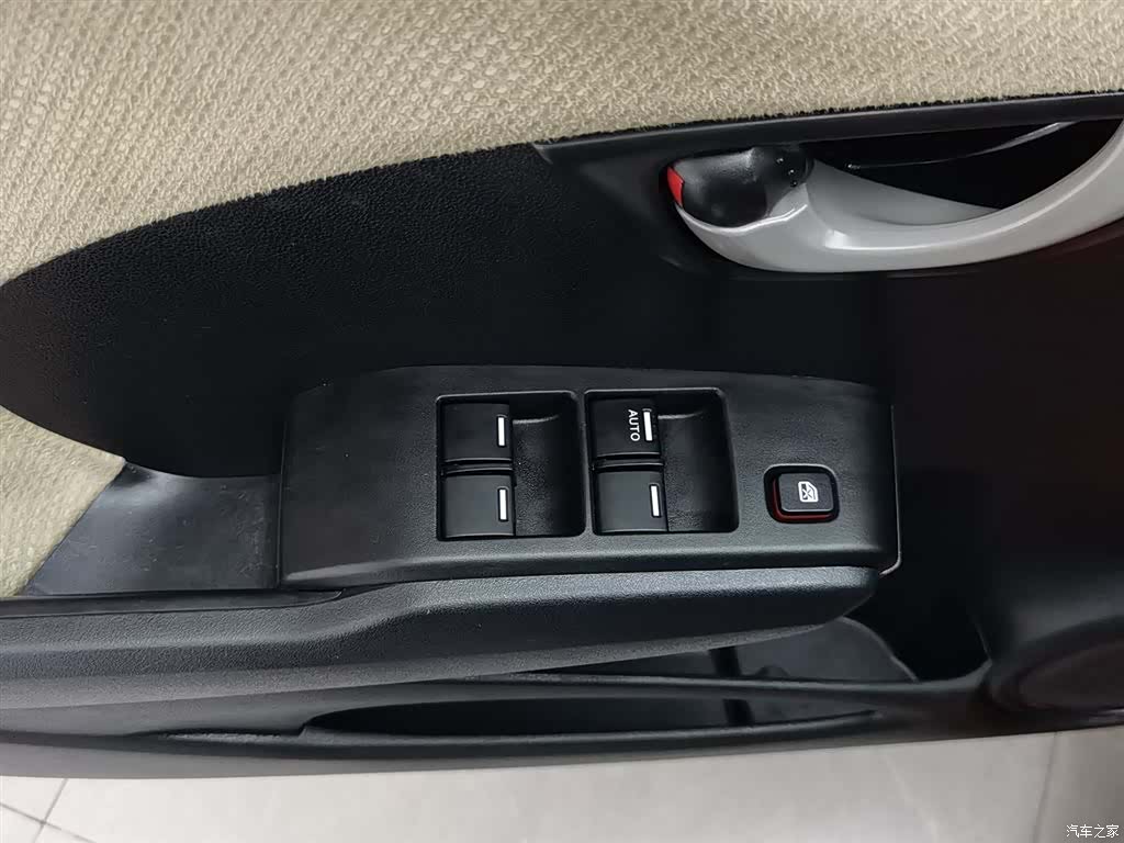 Honda Fit, 2014 9