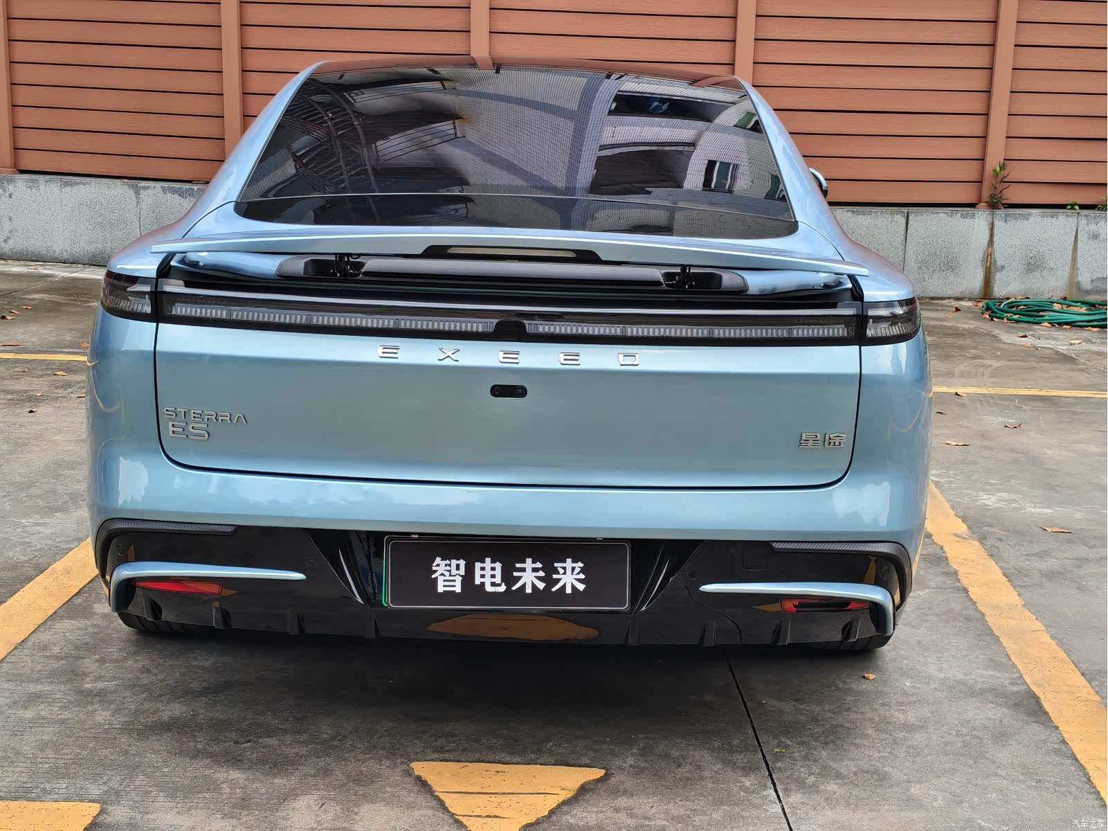 Exeed ES, 2025 6