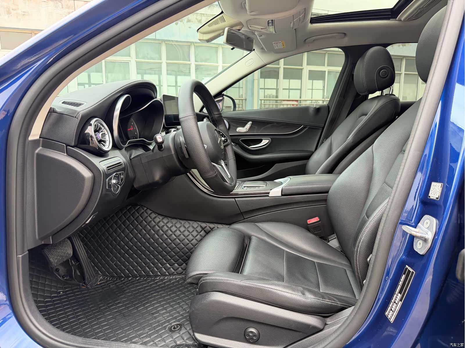 Mercedes-Benz C-Class, 2019 4