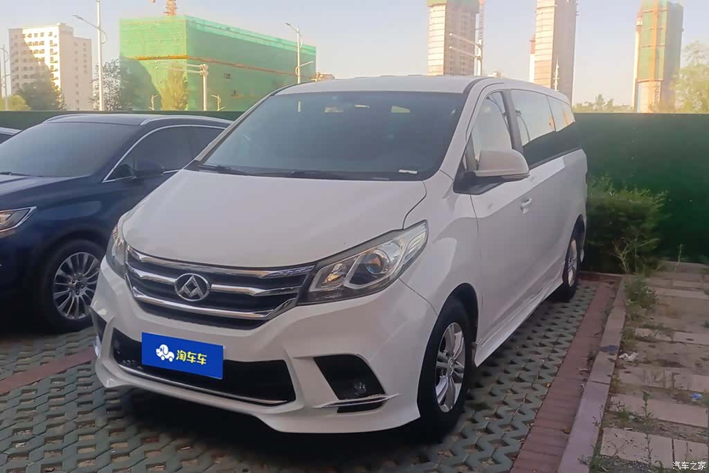Maxus G10