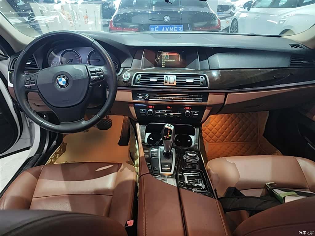 BMW 5 Series, 2015 10