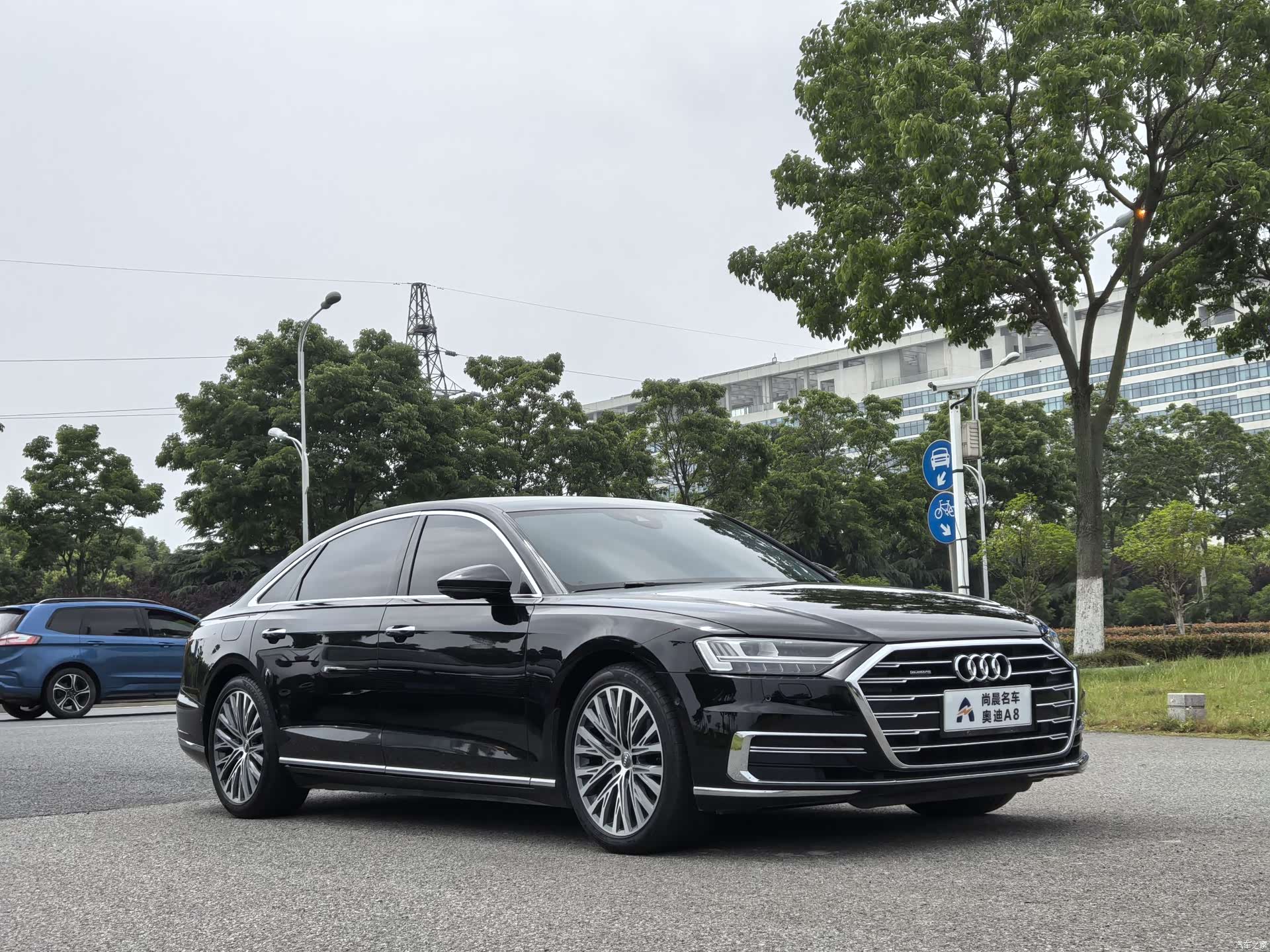 Audi A8L, 2019 3