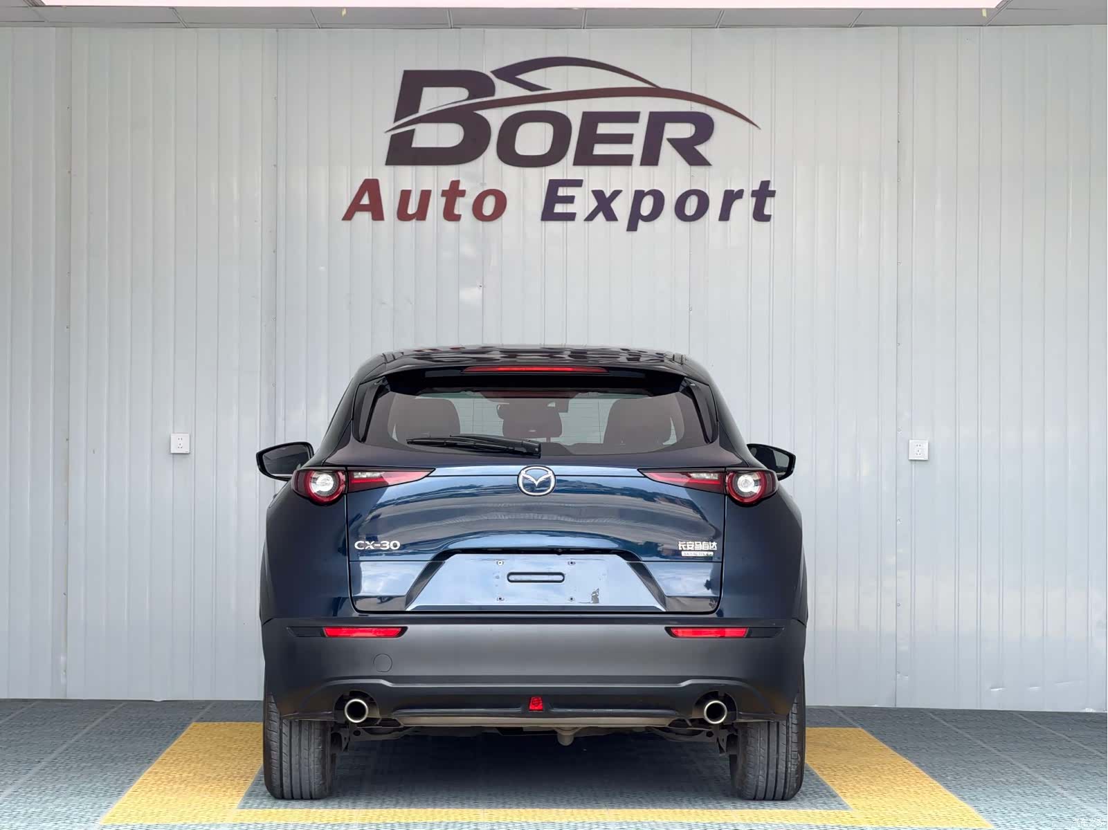 Mazda CX-30, 2022 все фото