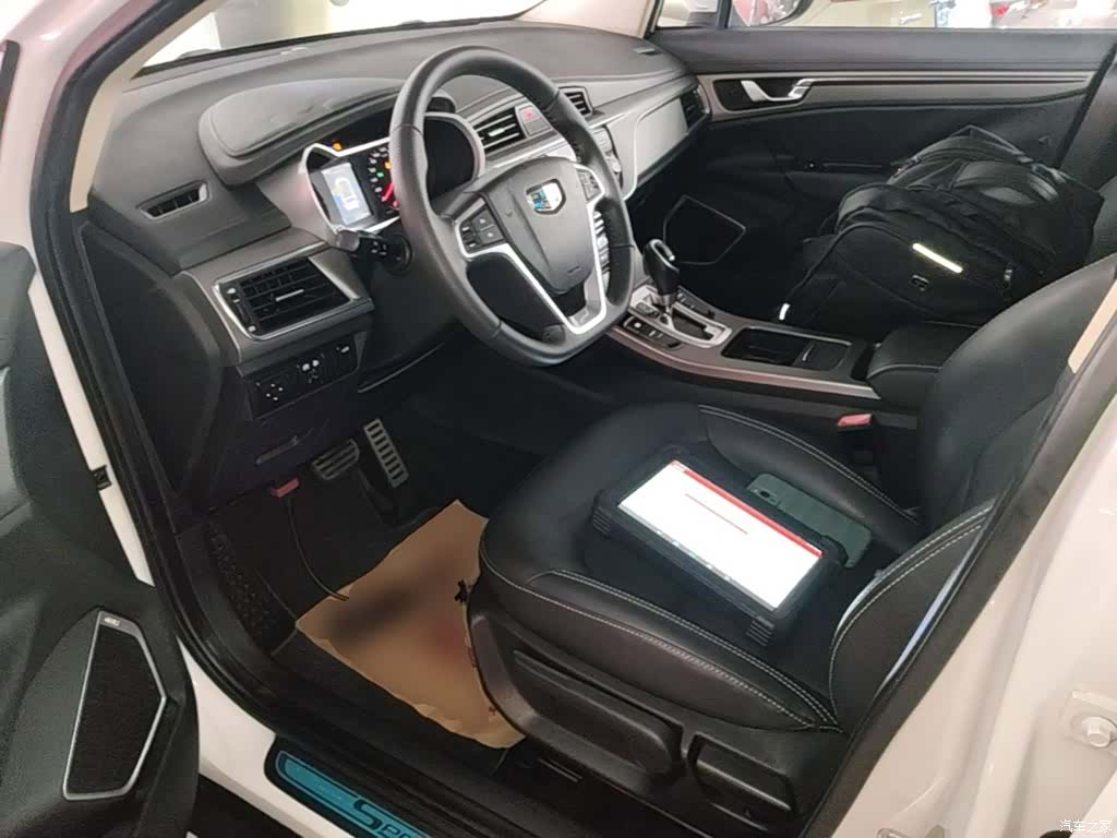 Geely Emgrand, 2018 16