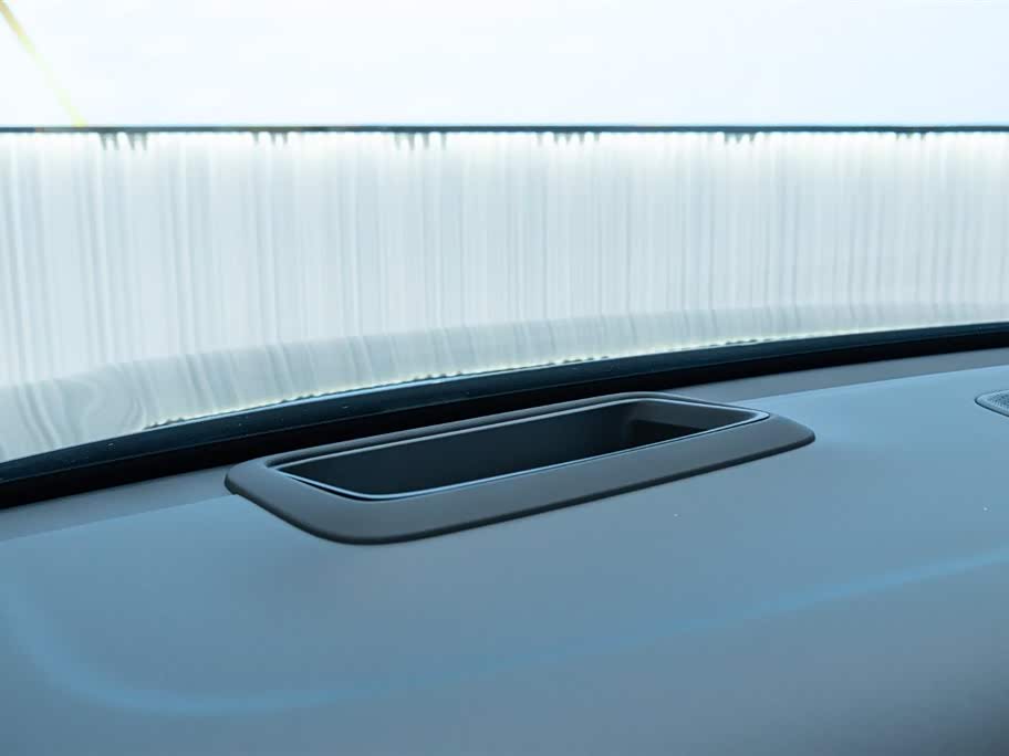 Li Auto Ideal L6