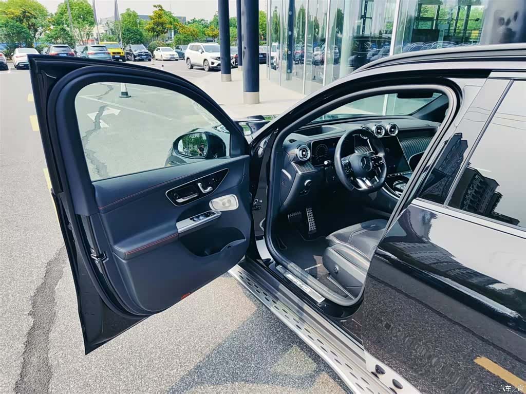 Mercedes-Benz GLC, 2025 13