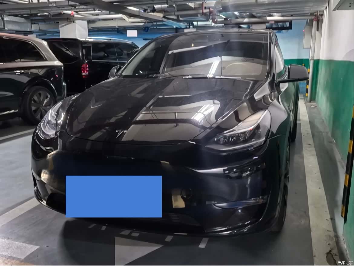 Tesla Model Y, 2022 1