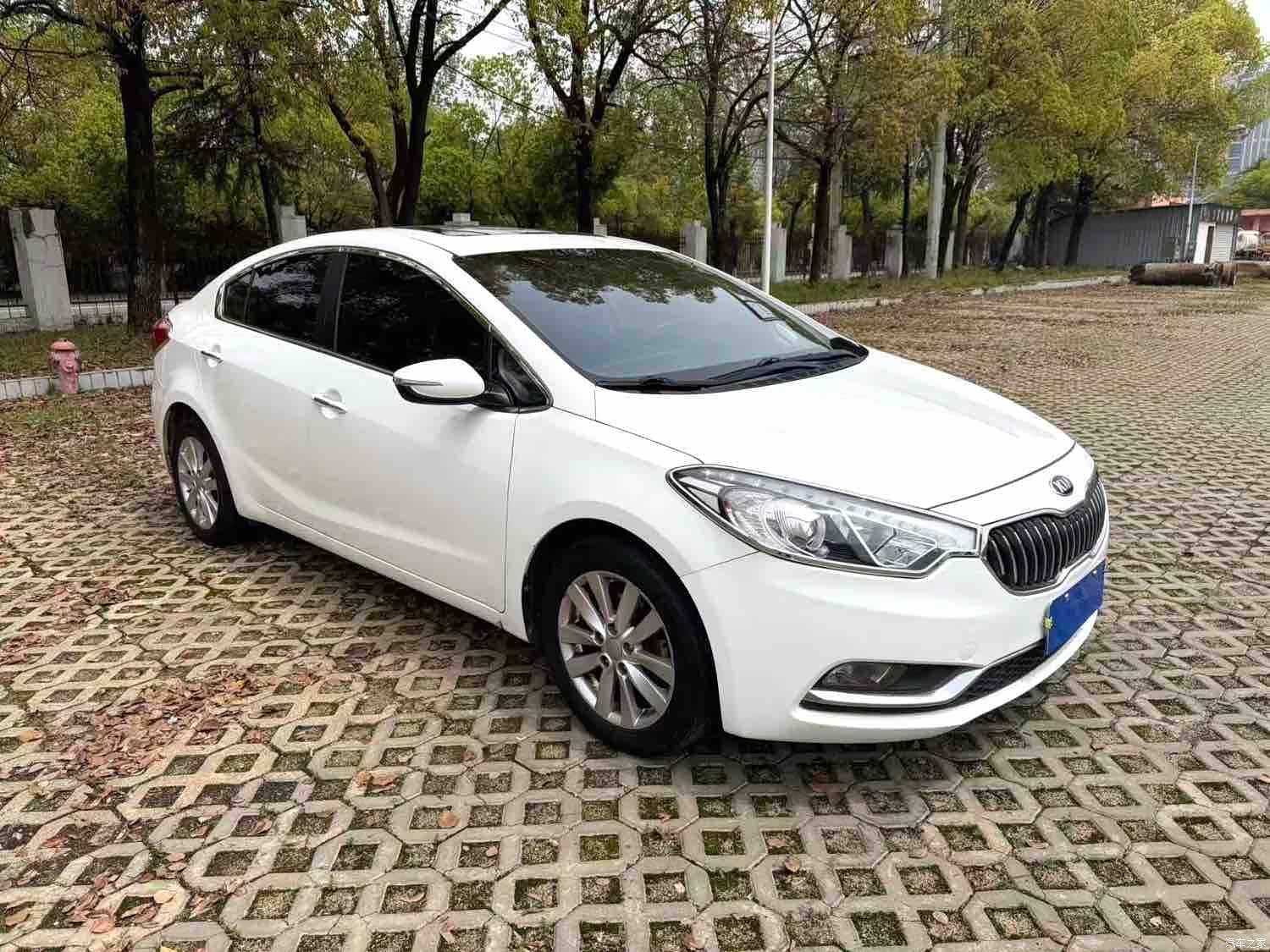 Kia K3, 2014 3