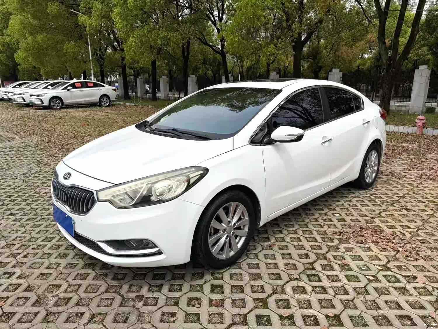 Kia K3, 2014 1