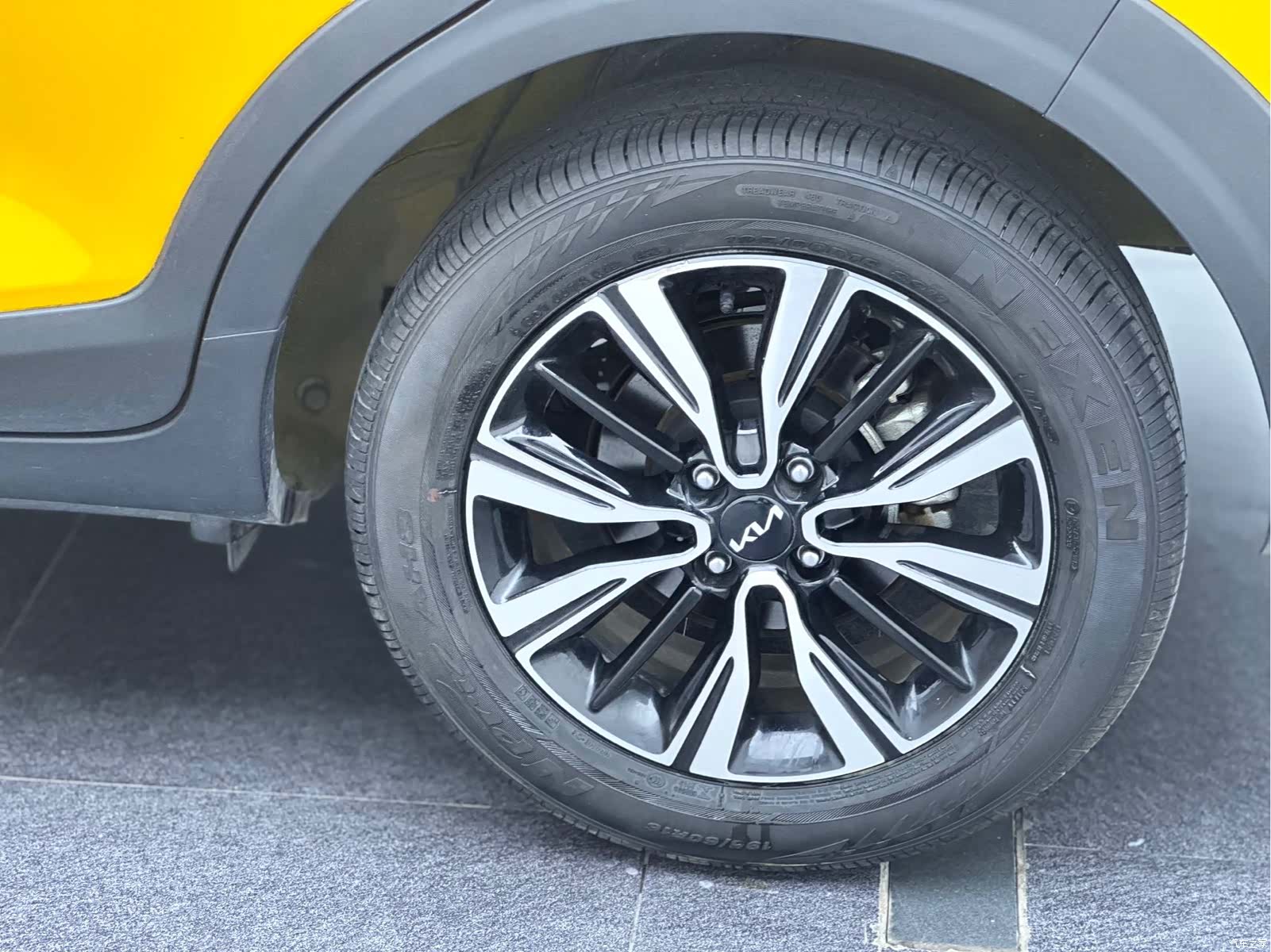 Kia KX1, 2023 13