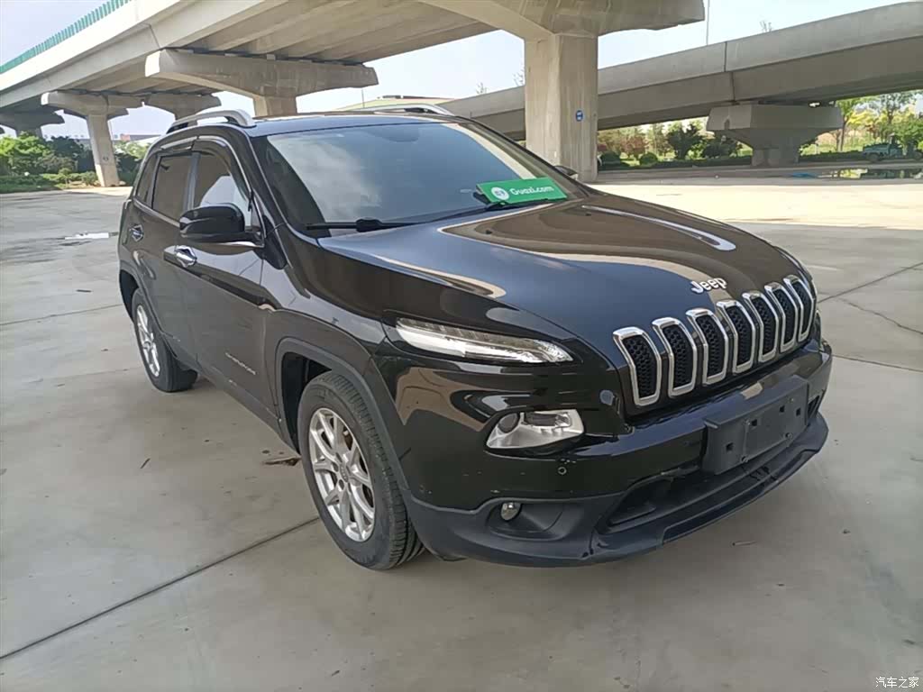Jeep Cherokee, 2017 4