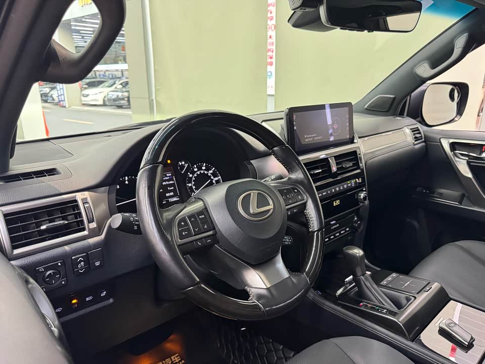 Lexus GX
