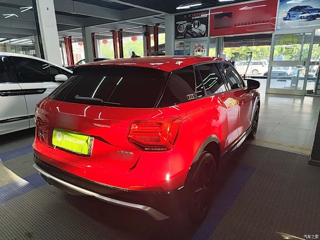 Audi Q2L, 2019 7