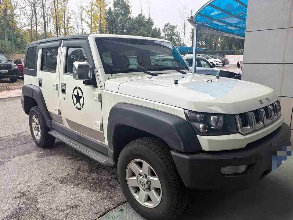 Beijing BJ40