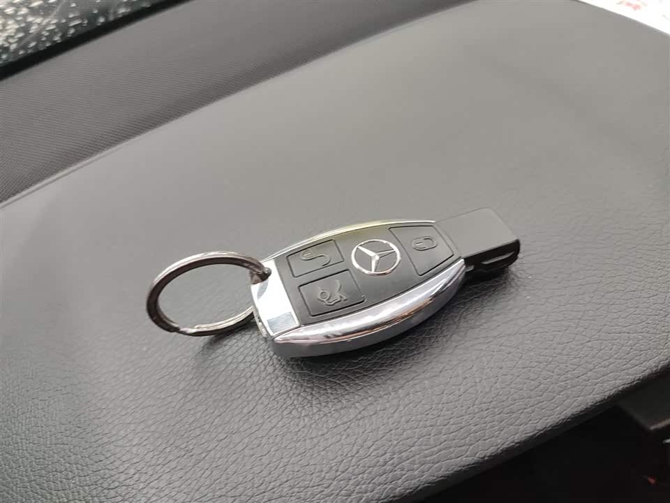 Mercedes-Benz E-class Mercedes-Benz E-class
