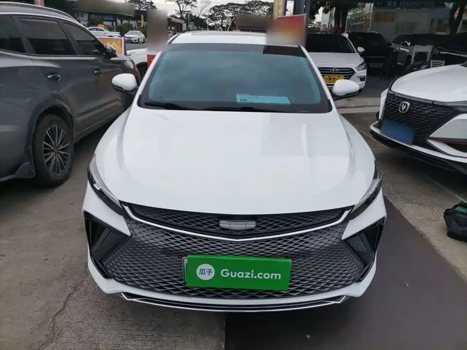 Geely Emgrand L HiP
