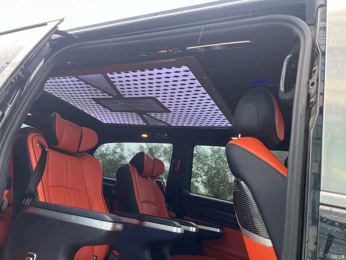 Mercedes-Benz 7, 2024 17