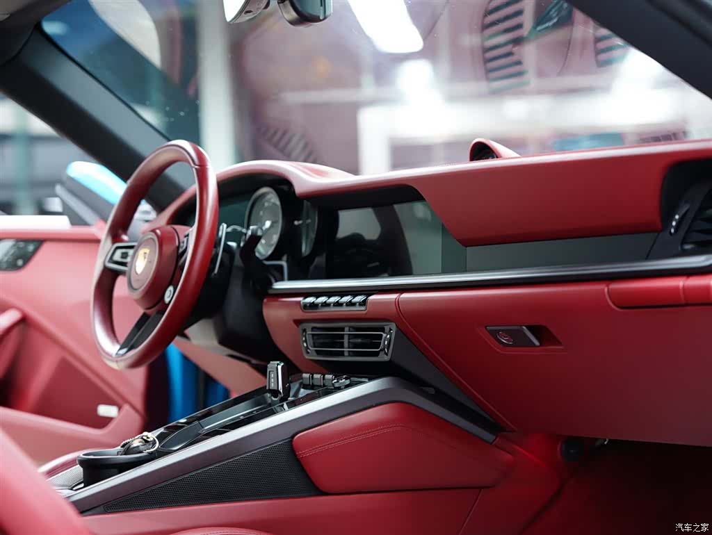 Porsche 911, 2020 38