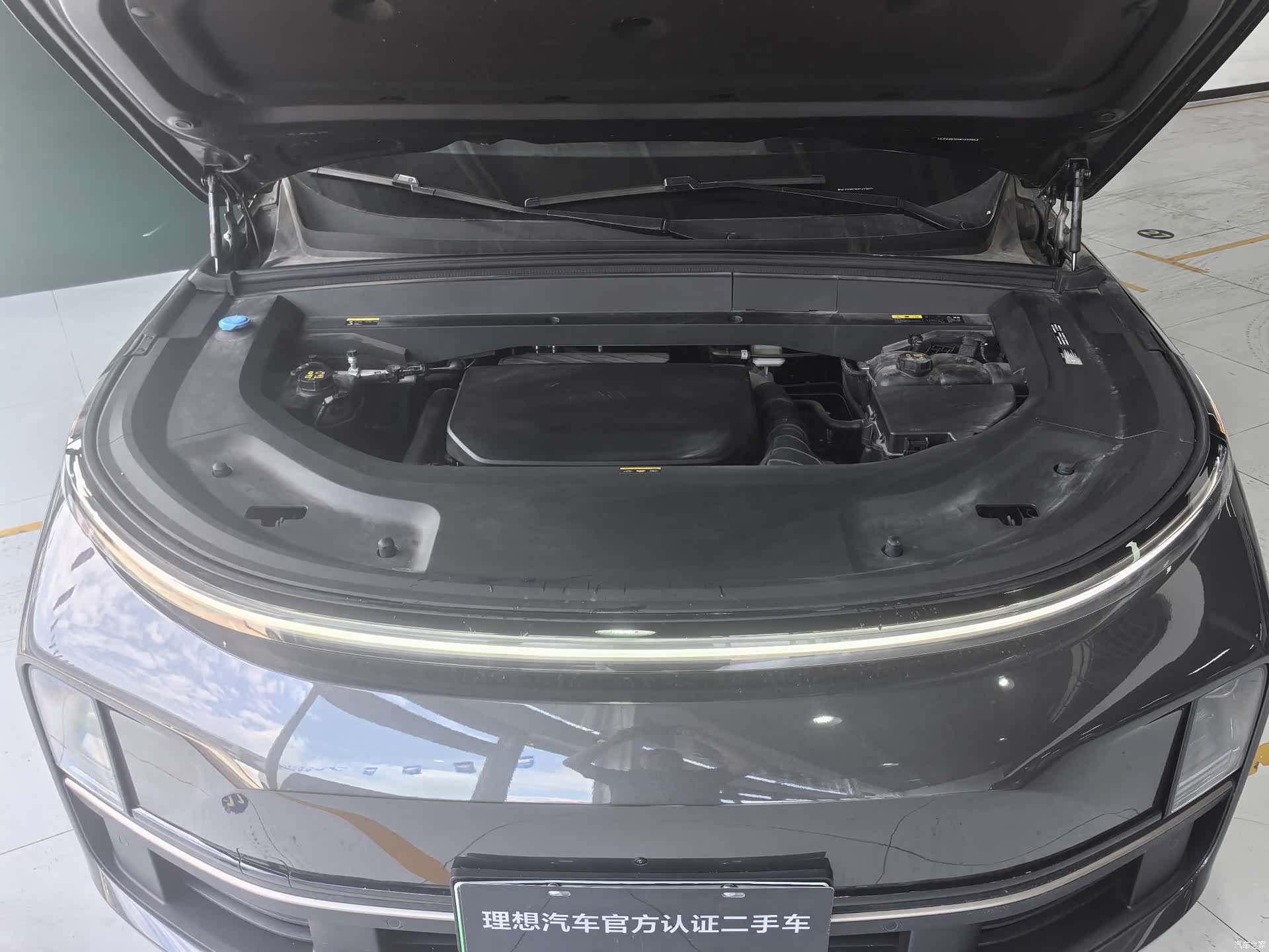 Li Auto L9, 2025 все фото